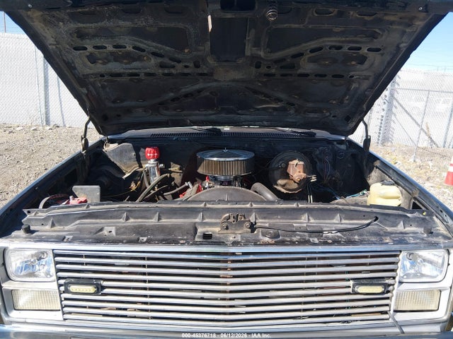 45376718 :رقم المزاد ، 1GCGK24M0DF330466 vin ، 1983 Chevrolet K20 مزاد بيع