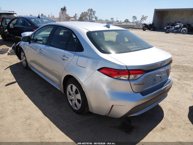 Toyota COROLLA LE 2020 JTDEPRAE1LJ101255 Image 3