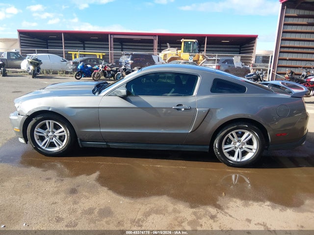 Продаж на аукціоні авто 2011 Ford Mustang V6, vin: 1ZVBP8AM9B5152351, номер лоту: 45376778