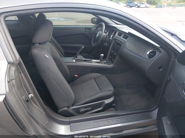 Продаж на аукціоні авто 2011 Ford Mustang V6, vin: 1ZVBP8AM9B5152351, номер лоту: 45376778