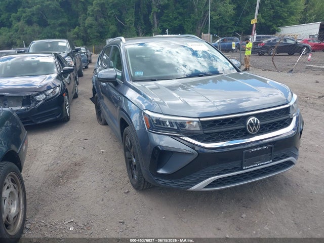 2022 Volkswagen Taos 1.5t Se მანქანა იყიდება აუქციონზე, vin: 3VVPX7B25NM028562, აუქციონის ნომერი: 45376827