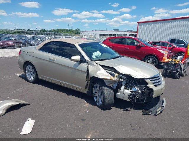 2010 Chrysler Sebring Touring მანქანა იყიდება აუქციონზე, vin: 1C3BC5EDXAN116338, აუქციონის ნომერი: 45376844