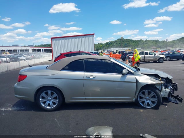 2010 Chrysler Sebring Touring მანქანა იყიდება აუქციონზე, vin: 1C3BC5EDXAN116338, აუქციონის ნომერი: 45376844