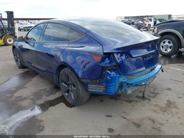 Tesla Model 3 Rear-wheel Drive 2023 5YJ3E1EA3PF585576 Image 3
