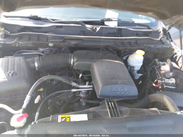 45376876 :رقم المزاد ، 3C6RR6KG3MG670340 vin ، 2021 Ram 1500 Classic Tradesman  4x2 5'7 Box مزاد بيع