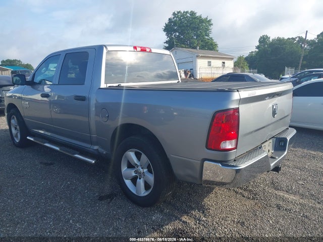 45376876 :رقم المزاد ، 3C6RR6KG3MG670340 vin ، 2021 Ram 1500 Classic Tradesman  4x2 5'7 Box مزاد بيع