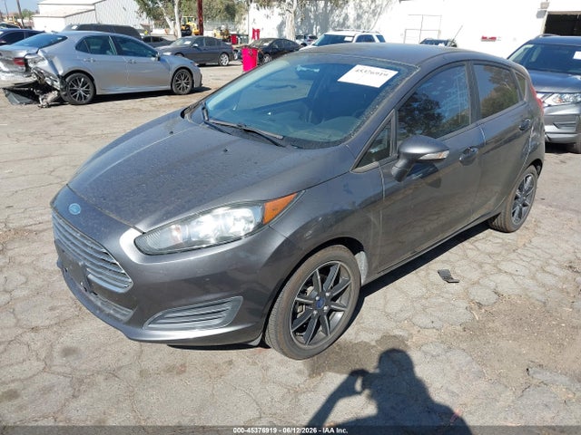 Ford FIESTA SE 2015 3FADP4EJ7FM138474 Image 2