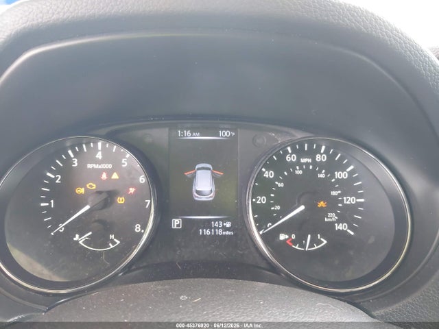 JN1BJ1CP0JW184927 Nissan Rogue Sport S