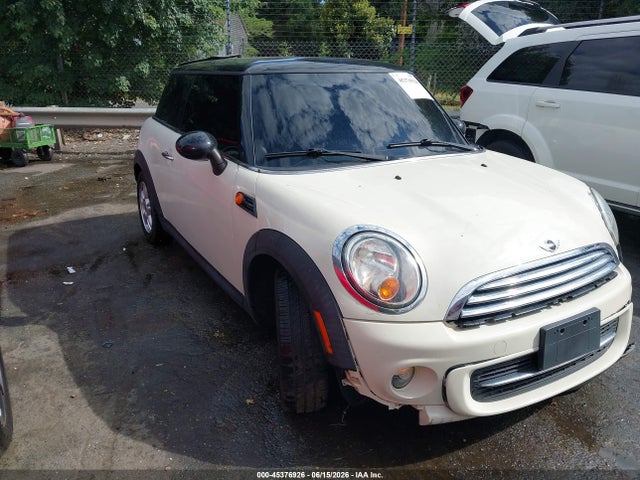 Продажа на аукционе авто 2012 Mini Cooper, vin: WMWSU3C57CT253936, номер лота: 45376926