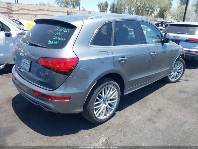 Audi Q5 2.0t Premium 2017 WA1M2AFP8HA062008 Image 4