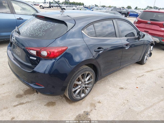 45376979 :رقم المزاد ، 3MZBN1L32JM198825 vin ، 2018 Mazda Mazda3 Touring مزاد بيع