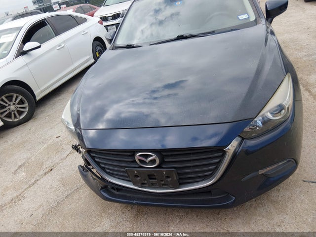 45376979 :رقم المزاد ، 3MZBN1L32JM198825 vin ، 2018 Mazda Mazda3 Touring مزاد بيع