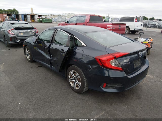 Продаж на аукціоні авто 2018 Honda Civic Lx, vin: 19XFC2F58JE200326, номер лоту: 45376997