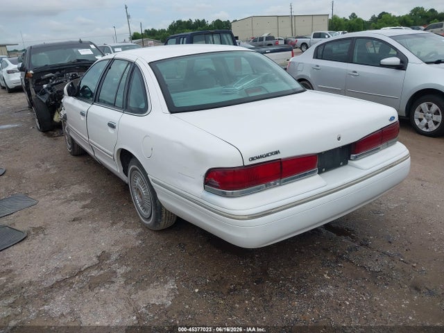 Aukcja sprzedaży 1997 Ford Crown Victoria, vin: 2FALP73W7VX132155, numer aukcji: 45377023