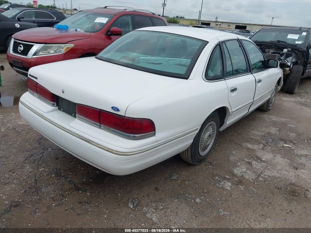 Aukcja sprzedaży 1997 Ford Crown Victoria, vin: 2FALP73W7VX132155, numer aukcji: 45377023