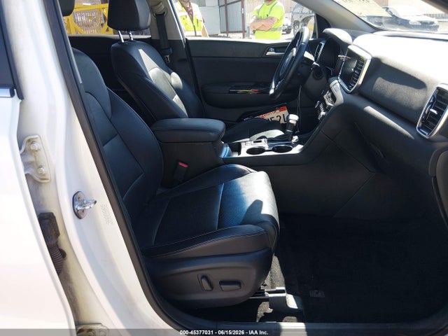 KIA Sportage Ex 2022 KNDPNCAC4N7983483 Image 5
