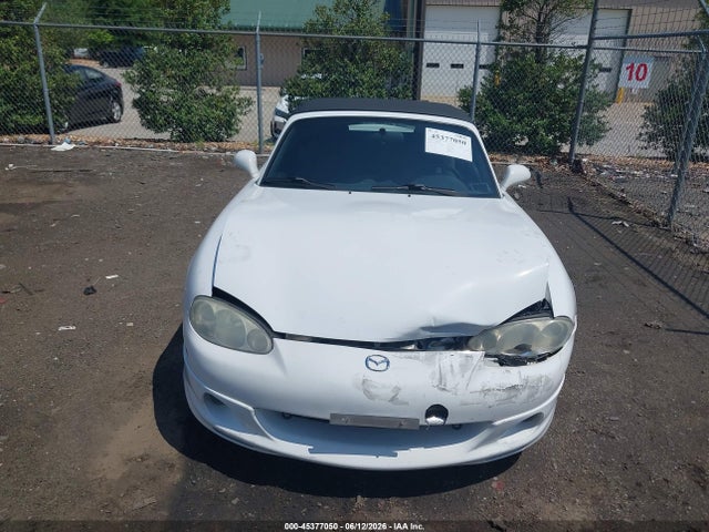 Продаж на аукціоні авто 2003 Mazda Mx-5 Miata Cloth/ls/se/shinsen, vin: JM1NB353330300608, номер лоту: 45377050