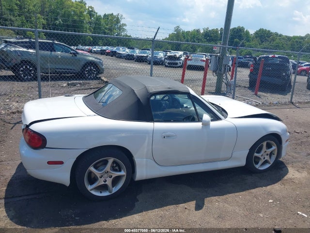 Продаж на аукціоні авто 2003 Mazda Mx-5 Miata Cloth/ls/se/shinsen, vin: JM1NB353330300608, номер лоту: 45377050