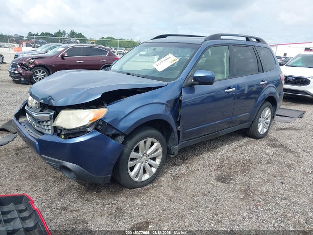 Продаж на аукціоні авто 2013 Subaru Forester 2.5x Premium, vin: JF2SHADCXDH435600, номер лоту: 45377068