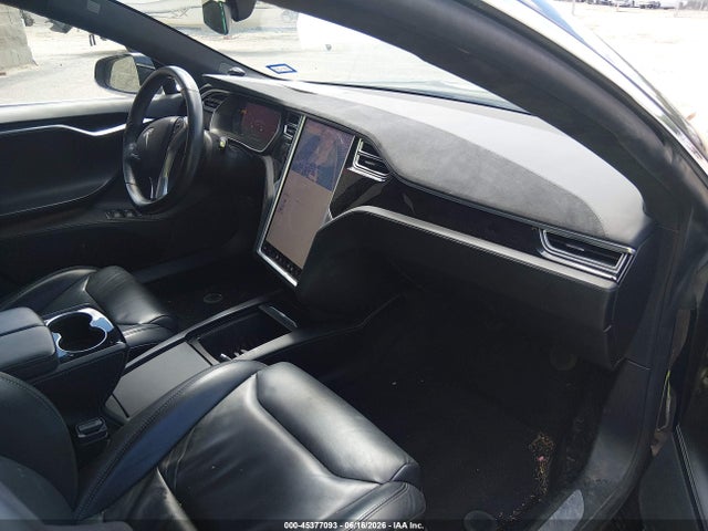 Tesla Model S 60/75 2017 5YJSA1E12HF186277 Image 5