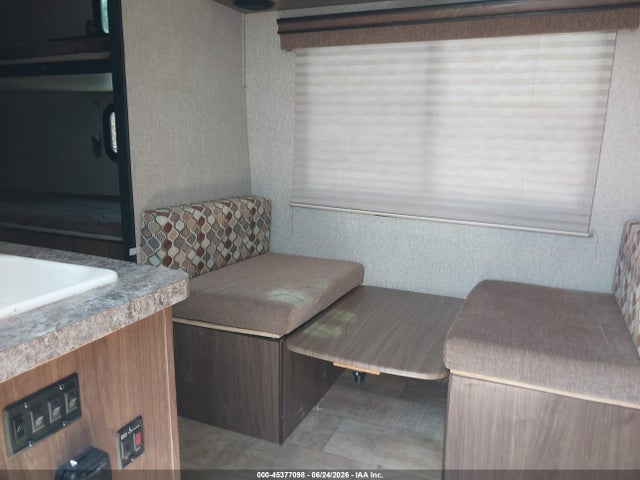 Palomino Palomini 2016 4X4TPAT14GN047039 Image 5
