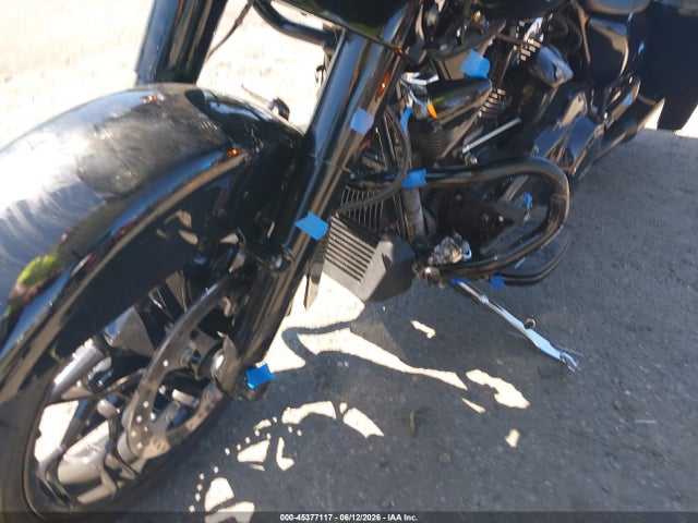1HD1KTP25MB675004 Harley-Davidson FLTRXS