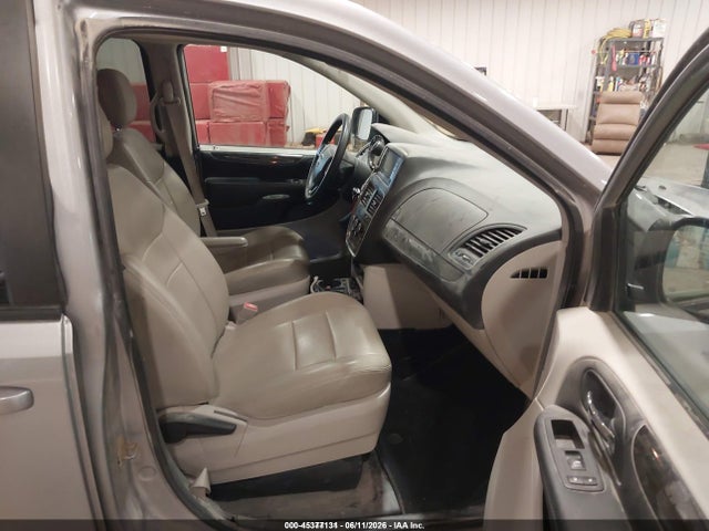 2C7WDGBG9JR357074 Dodge Grand Caravan Se