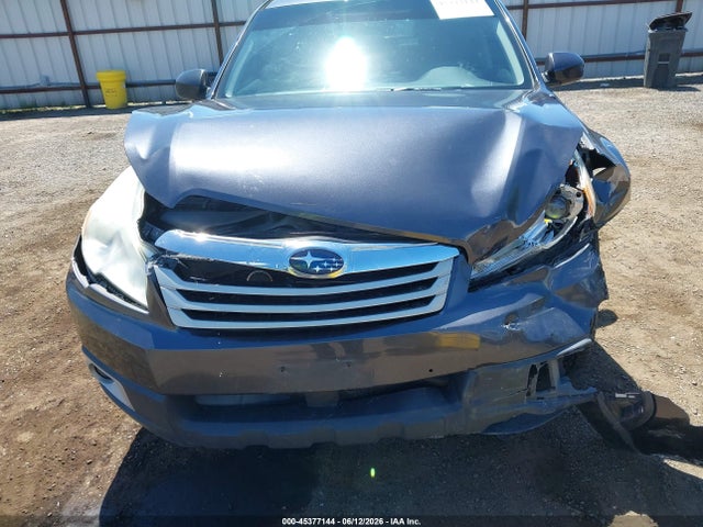 45377144 :رقم المزاد ، 4S4BRBAC1C3263003 vin ، 2012 Subaru Outback 2.5i مزاد بيع