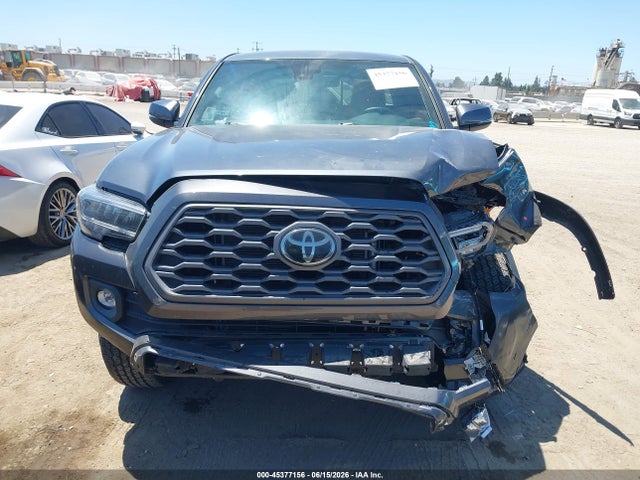 3TMCZ5AN9NM525072 Toyota Tacoma Trd Off Road