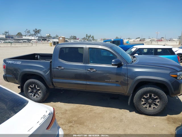 3TMCZ5AN9NM525072 Toyota Tacoma Trd Off Road