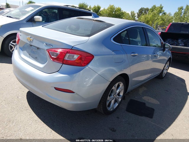 45377178 :رقم المزاد ، 1G1BF5SM4H7193592 vin ، 2017 Chevrolet Cruze Premier Auto مزاد بيع
