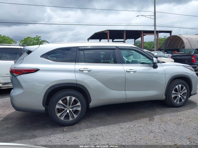 45377192 :رقم المزاد ، 5TDKDRAH3RS050617 vin ، 2024 Toyota Highlander Xle مزاد بيع