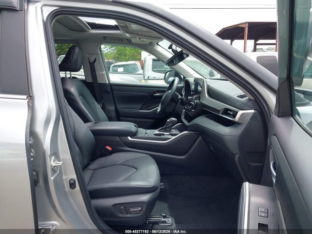 45377192 :رقم المزاد ، 5TDKDRAH3RS050617 vin ، 2024 Toyota Highlander Xle مزاد بيع