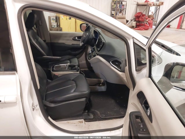 2C4RC1BGXRR112709 Chrysler Pacifica Touring L