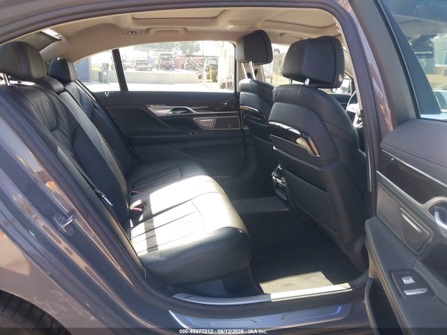 45377212 :رقم المزاد ، WBA7T2C06LCD77190 vin ، 2020 Bmw 740i مزاد بيع