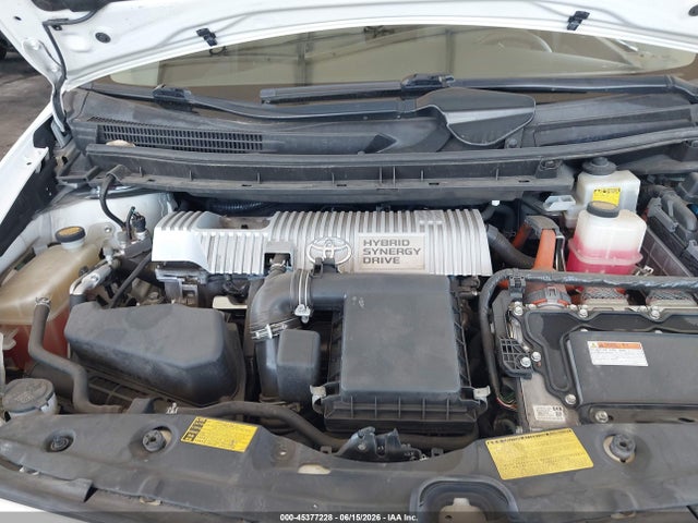 Toyota PRIUS PLUG-IN 2014 JTDKN3DPXE3055385 Image 10