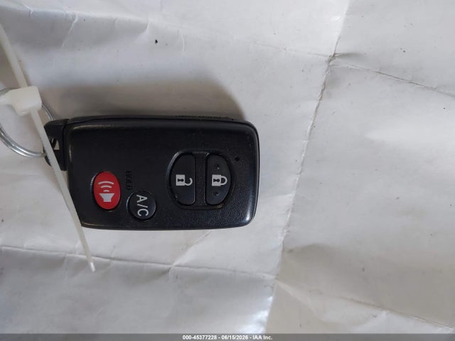 Toyota PRIUS PLUG-IN 2014 JTDKN3DPXE3055385 Image 11