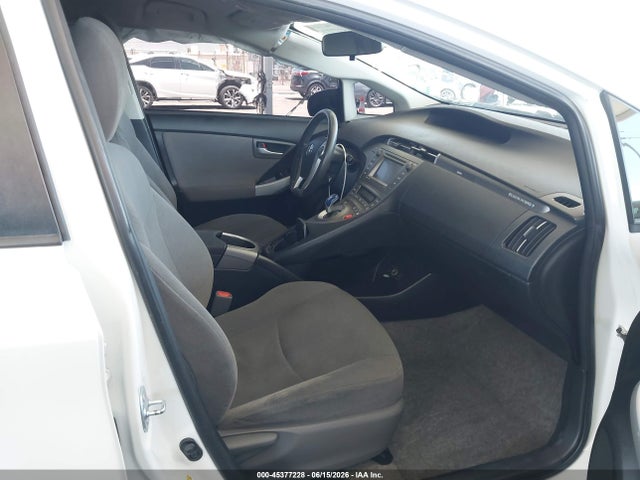 Toyota PRIUS PLUG-IN 2014 JTDKN3DPXE3055385 Image 5