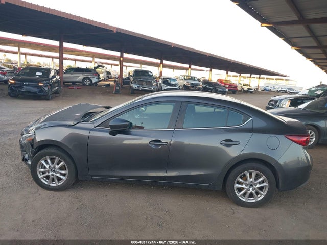 45377244 :رقم المزاد ، 3MZBN1U72HM105426 vin ، 2017 Mazda Mazda3 Sport مزاد بيع