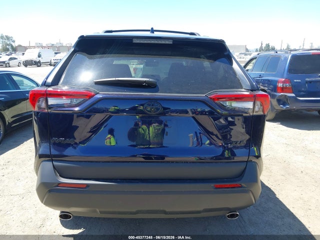 2T3C1RFVXSW406593 Toyota Rav4 Xle Premium