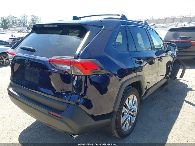 2T3C1RFVXSW406593 Toyota Rav4 Xle Premium
