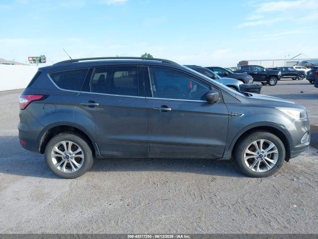 Продажа на аукционе авто 2018 Ford Escape Se, vin: 1FMCU0GD3JUD20364, номер лота: 45377250