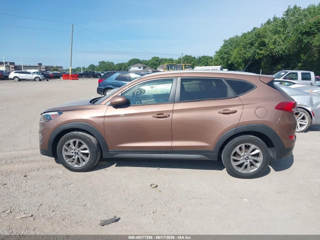 Продажа на аукционе авто 2016 Hyundai Tucson Se, vin: KM8J3CA48GU239826, номер лота: 45377298