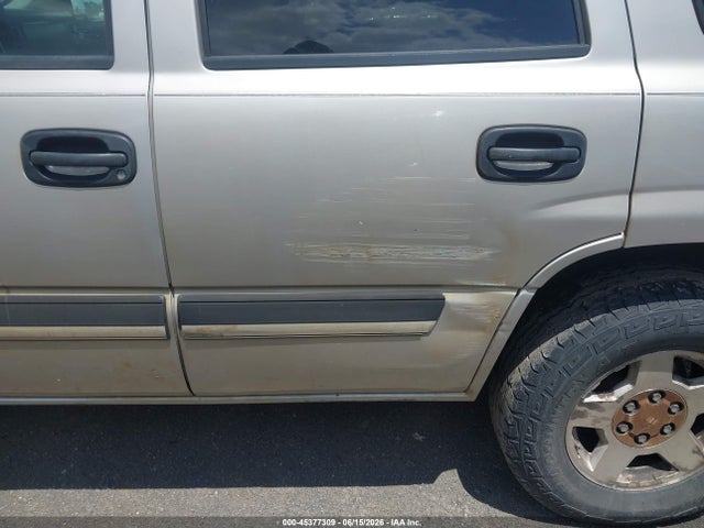 Продажа на аукционе авто 2004 Chevrolet Tahoe Ls, vin: 1GNEK13T84R262692, номер лота: 45377309