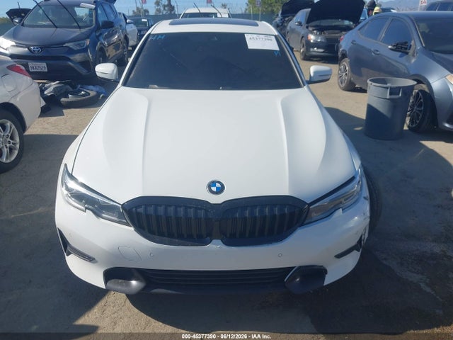 3MW5R1J05L8B32405 BMW 330I