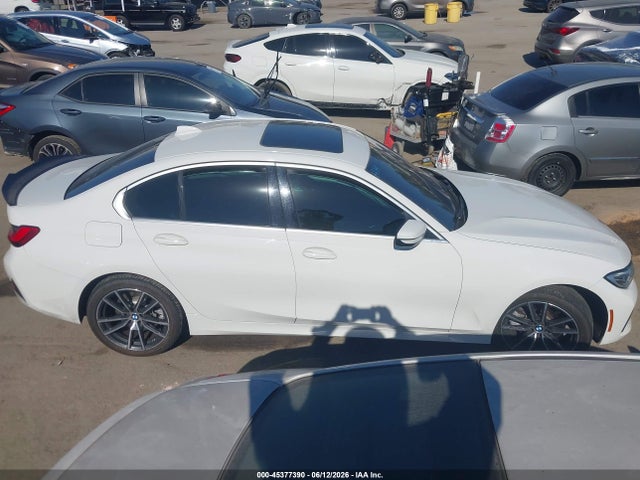 3MW5R1J05L8B32405 BMW 330I