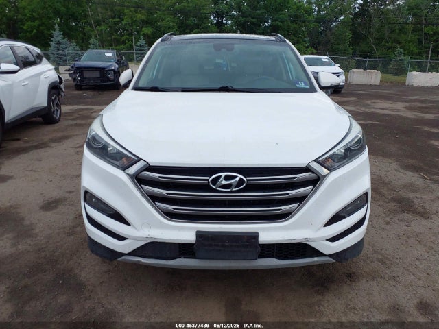 2017 Hyundai Tucson Limited მანქანა იყიდება აუქციონზე, vin: KM8J3CA26HU286708, აუქციონის ნომერი: 45377439
