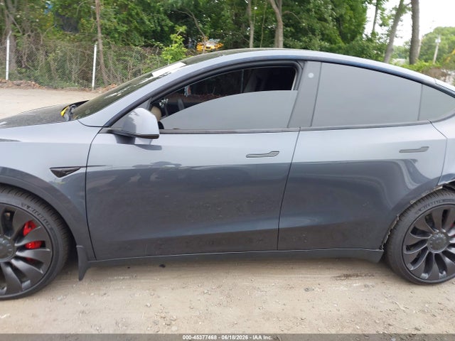 7SAYGDEF6NF372523 Tesla Model Y Performance Dual Motor All-wheel Drive