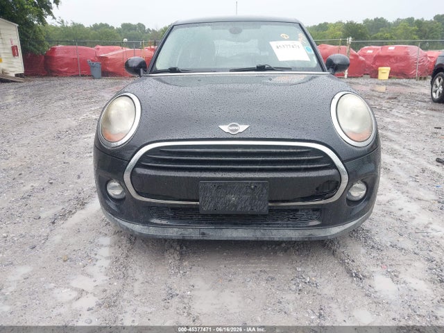 45377471 :رقم المزاد ، WMWXU1C35H2F92851 vin ، 2017 Mini Hardtop Cooper مزاد بيع