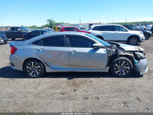 Продаж на аукціоні авто 2017 Honda Civic Ex, vin: 19XFC2F79HE217597, номер лоту: 45377498